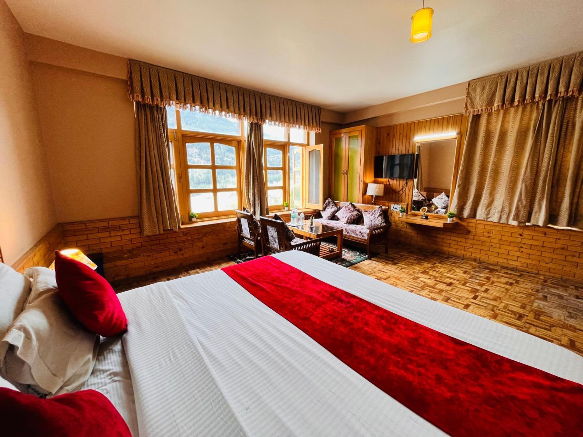 Snow Clad Riverview Hotel & Resort, Manali Luaran gambar