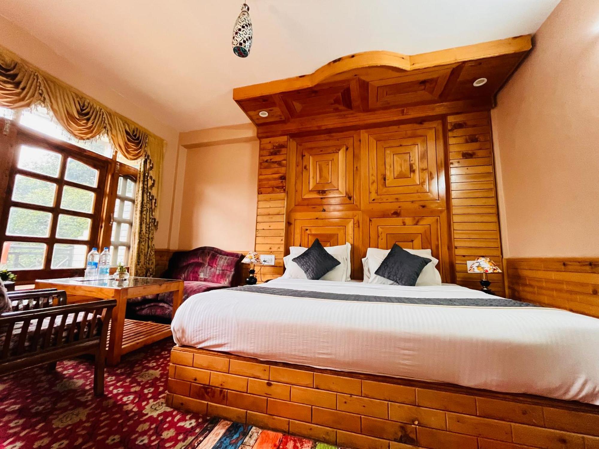 Snow Clad Riverview Hotel & Resort, Manali Luaran gambar